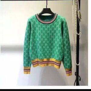 Green Patterned Crew Neck Sweater